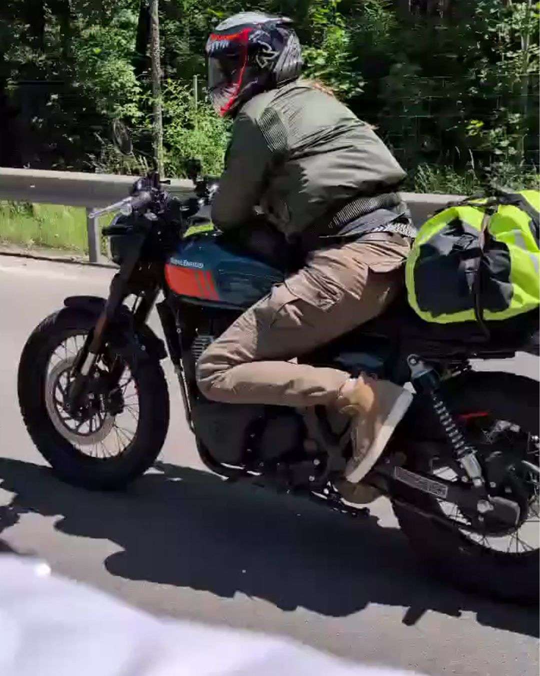 Royal Enfield Bear 650 Test: Charlize Theron auf zwei Rädern. Unser Eindruck nach 1.804 km 2 Bear Reise